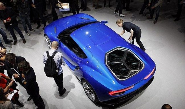 Lamborghini выпустили новый суперкар