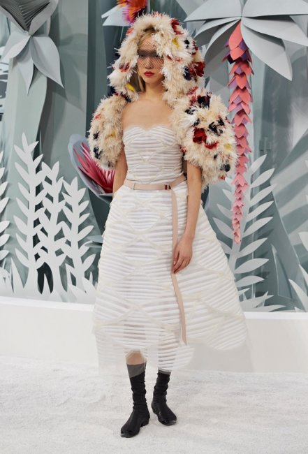 Paris Fashion Week: Chanel весна-лето 2015 haute couture