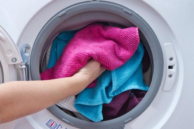 Как правильно стирать махровые полотенца, чтобы они оставались мягкими