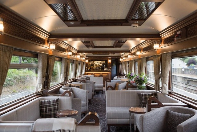 Поезда, на которых ездят богатые люди (24 фото)