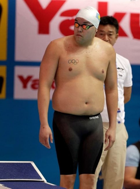 Шон Дингилиус-Уоллес - самый "атлетичный" олимпийский пловец (3 фото)